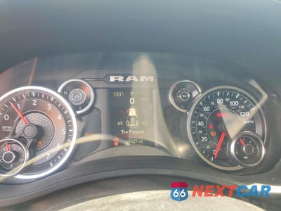 Zdjęcie 9 z 12 samochodu: 2019 RAM 2500 TRADESMAN VIN:3C6UR5CJ3KG676778 - miniatura