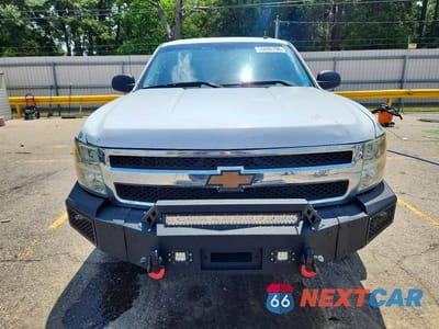 Piąte zdjęcie samochodu w środku: 2010 CHEVROLET SILVERADO C1500 LT VIN:3GCRCSE05AG221934 - miniatura