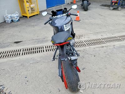 Czwarte zdjęcie samochodu z boku: 2026 APRILIA RS 660 VIN:ZD4XGUA08TS000664 - miniatura