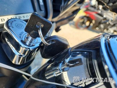 Zdjęcie 8 z 9 samochodu: 2017 HARLEY-DAVIDSON FLHTCUTG TRI GLIDE ULTRA VIN:1HD1MAD14HB856286 - miniatura