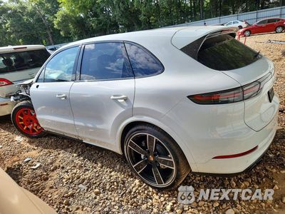Drugie zdjęcie samochodu z przodu: 2021 PORSCHE CAYENNE TURBO VIN:WP1AF2AYXMDA36567 - miniatura