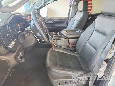 Zdjęcie 7 z 12 samochodu: 2025 GMC SIERRA C1500 SLT VIN:1GTPHDED3SZ159247 - miniatura