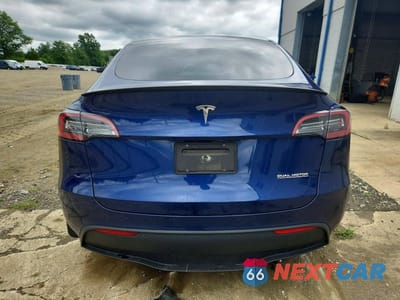 Zdjęcie 6 z 12 samochodu: 2022 TESLA MODEL Y VIN:7SAYGDEF3NF530378 - miniatura