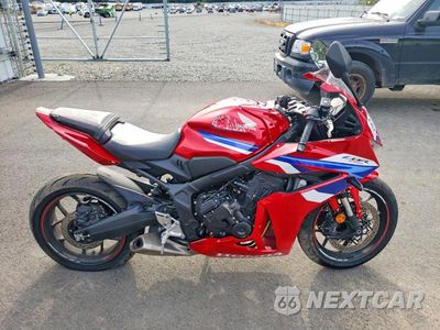 2025 HONDA CBR650 R MLHRH1559S5100627 - główne zdjęcie licytacji z USA - miniatura