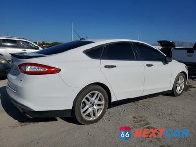 Trzecie zdjęcie samochodu z tyłu: 2016 FORD FUSION SE VIN:3FA6P0H75GR262331 - miniatura