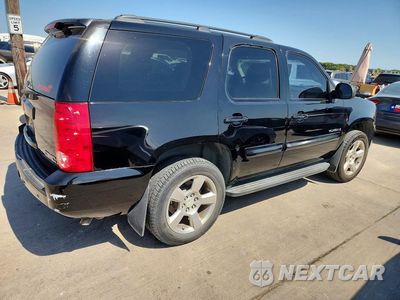 Trzecie zdjęcie samochodu z tyłu: 2008 GMC YUKON VIN:1GKFK13008R166357 - miniatura