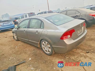 Drugie zdjęcie samochodu z przodu: 2008 HONDA CIVIC LX VIN:2HGFA165X8H518917 - miniatura