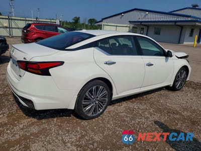 Trzecie zdjęcie samochodu z tyłu: 2024 NISSAN ALTIMA SL VIN:1N4BL4EW7RN411647 - miniatura