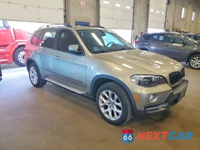 Czwarte zdjęcie samochodu z boku: 2010 BMW X5 XDRIVE30I VIN:5UXFE4C58AL278850 - miniatura