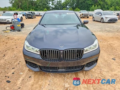 Piąte zdjęcie samochodu w środku: 2019 BMW 750 I VIN:WBA7F0C58KGM24523 - miniatura