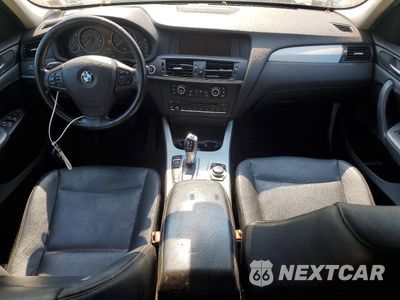 Zdjęcie 8 z 14 samochodu: 2013 BMW X3 XDRIVE28I VIN:5UXWX9C53D0A16962 - miniatura