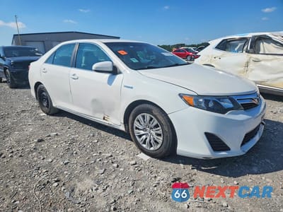 Czwarte zdjęcie samochodu z boku: 2013 TOYOTA CAMRY HYBRID LE VIN:4T1BD1FK8DU083005 - miniatura
