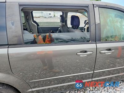 Zdjęcie 11 z 13 samochodu: 2010 DODGE GRAND CARAVAN SE VIN:2D4RN4DE2AR362881 - miniatura