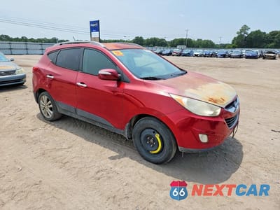 Czwarte zdjęcie samochodu z boku: 2011 HYUNDAI TUCSON LIMITED VIN:KM8JU3ACXBU256530 - miniatura