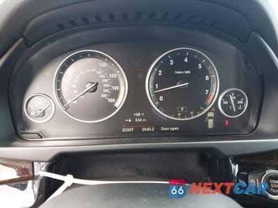 Zdjęcie 9 z 12 samochodu: 2017 BMW X5 SDRIVE35I VIN:5UXKR2C50H0U19039 - miniatura