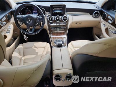 Zdjęcie 8 z 13 samochodu: 2016 MERCEDES-BENZ C 300 4MATIC VIN:55SWF4KB5GU115640 - miniatura