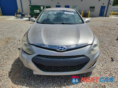 Piąte zdjęcie samochodu w środku: 2013 HYUNDAI SONATA HYBRID VIN:KMHEC4A47DA083251 - miniatura