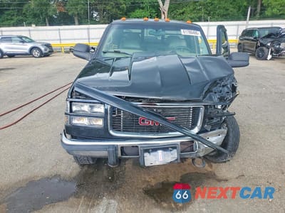 Piąte zdjęcie samochodu w środku: 1999 GMC SIERRA K2500 VIN:1GTGK23R1XF044207 - miniatura