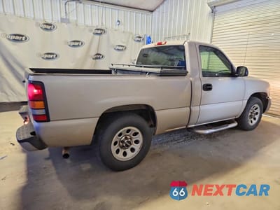 Trzecie zdjęcie samochodu z tyłu: 2007 GMC NEW SIERRA C1500 CLASSIC VIN:1GTEC14X77Z132544 - miniatura