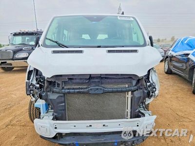 Piąte zdjęcie samochodu w środku: 2024 FORD TRANSIT T-250 VIN:1FTBR1Y85RKB03415 - miniatura