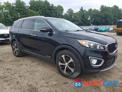 Czwarte zdjęcie samochodu z boku: 2018 KIA SORENTO EX VIN:5XYPHDA5XJG366133 - miniatura