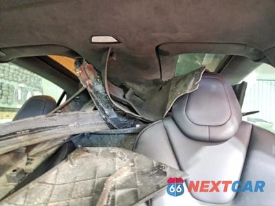 Zdjęcie 10 z 13 samochodu: 2019 TESLA MODEL X VIN:5YJXCDE21KF181993 - miniatura