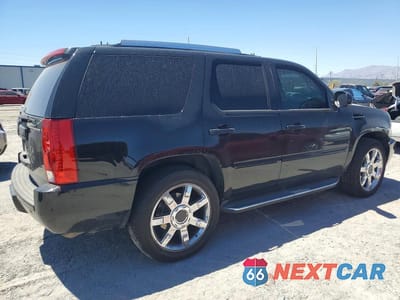 Trzecie zdjęcie samochodu z tyłu: 2010 CADILLAC ESCALADE LUXURY VIN:1GYUKBEF9AR138552 - miniatura