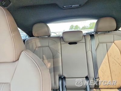 Zdjęcie 10 z 13 samochodu: 2025 AUDI Q5 SPORTBACK PREMIUM PLUS VIN:WA1EAAGU5S2038228 - miniatura