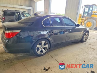 Trzecie zdjęcie samochodu z tyłu: 2007 BMW 530 XI VIN:WBANF73537CY17974 - miniatura