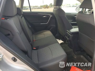 Zdjęcie 11 z 13 samochodu: 2021 TOYOTA RAV4 XLE VIN:2T3P1RFV5MC158940 - miniatura