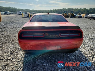 Zdjęcie 6 z 12 samochodu: 2016 DODGE CHALLENGER SXT VIN:2C3CDZAG6GH337672 - miniatura