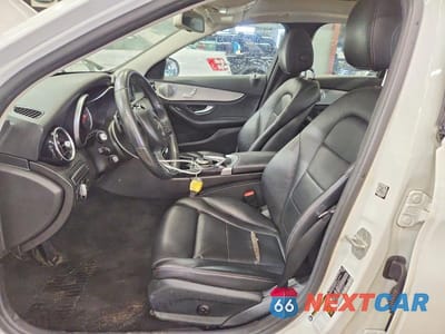 Zdjęcie 7 z 12 samochodu: 2015 MERCEDES-BENZ C 300 4MATIC VIN:55SWF4KB8FU095267 - miniatura