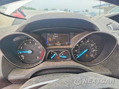 Zdjęcie 9 z 13 samochodu: 2017 FORD ESCAPE SE VIN:1FMCU9GD5HUD07842 - miniatura