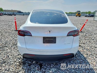 Zdjęcie 6 z 12 samochodu: 2024 TESLA MODEL Y VIN:7SAYGDEE6RA296103 - miniatura