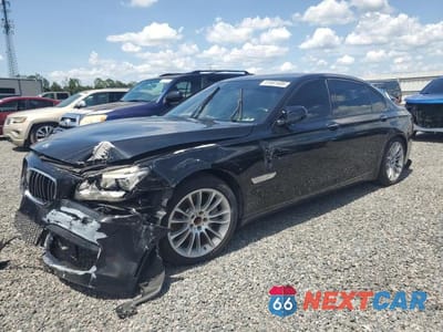 2015 BMW 750 LI WBAYE8C57FD781172 - główne zdjęcie licytacji z USA - miniatura