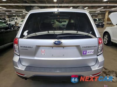 Zdjęcie 6 z 13 samochodu: 2011 SUBARU FORESTER 2.5X PREMIUM VIN:JF2SHBDC4BH730128 - miniatura