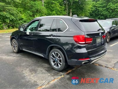 Trzecie zdjęcie samochodu z tyłu: 2017 BMW X5 XDR40E VIN:5UXKT0C31H0S81452 - miniatura