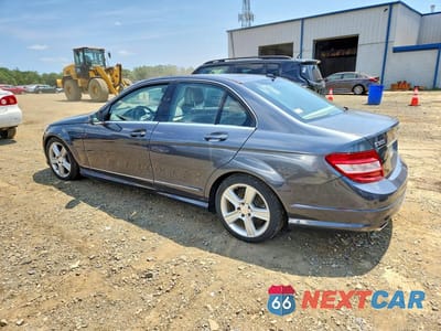 Drugie zdjęcie samochodu z przodu: 2011 MERCEDES-BENZ C 300 4MATIC VIN:WDDGF8BB6BR175819 - miniatura