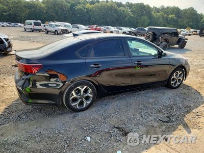 Trzecie zdjęcie samochodu z tyłu: 2020 KIA FORTE LXS VIN:3KPF24ADXLE176885 - miniatura