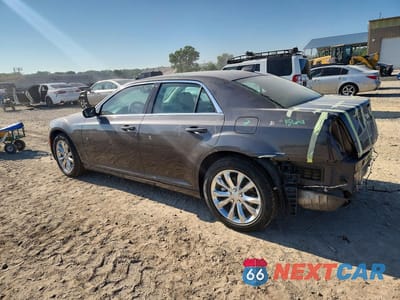 Drugie zdjęcie samochodu z przodu: 2017 CHRYSLER 300 LIMITED VIN:2C3CCARG9HH534281 - miniatura