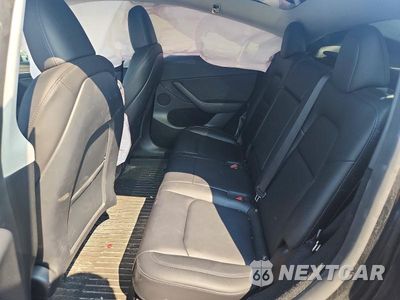 Zdjęcie 10 z 12 samochodu: 2023 TESLA MODEL Y VIN:7SAYGDEE8PF785571 - miniatura