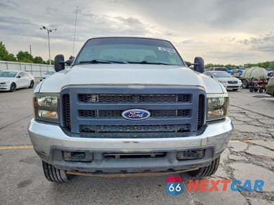 Piąte zdjęcie samochodu w środku: 2005 FORD F250 SUPER DUTY VIN:1FTSX21P95ED18270 - miniatura