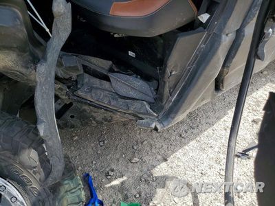 Zdjęcie 9 z 10 samochodu: 2019 CAN-AM DEFENDER UTILITY VEHICLE VIN:3JBUUAX49NK003986 - miniatura
