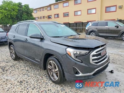Czwarte zdjęcie samochodu z boku: 2020 GMC TERRAIN SLT VIN:3GKALVEV6LL107692 - miniatura