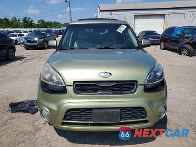Piąte zdjęcie samochodu w środku: 2013 KIA SOUL ! VIN:KNDJT2A68D7517991 - miniatura