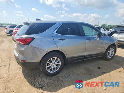 Trzecie zdjęcie samochodu z tyłu: 2023 CHEVROLET EQUINOX LT VIN:3GNAXKEG9PS140155 - miniatura