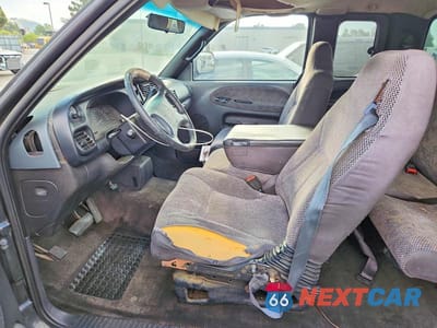 Zdjęcie 7 z 12 samochodu: 1998 DODGE RAM 1500 VIN:1B7HC13Y8WJ210401 - miniatura