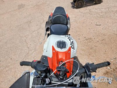 Piąte zdjęcie samochodu w środku: 2023 KAWASAKI EX650 R VIN:ML5EXER12PDA94814 - miniatura