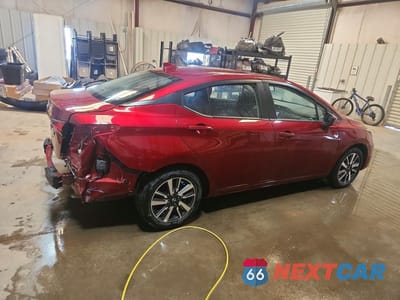 Trzecie zdjęcie samochodu z tyłu: 2025 NISSAN VERSA SV VIN:3N1CN8EV0SL813378 - miniatura