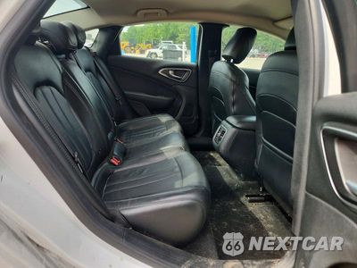 Zdjęcie 10 z 13 samochodu: 2017 CHRYSLER 200 LIMITED VIN:1C3CCCAB6HN505615 - miniatura